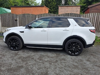 Used Land Rover Discovery Sport 2016 for sale - 79426447: Photo