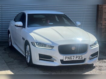 Used Jaguar XE 2017 for sale - 78383944: Photo