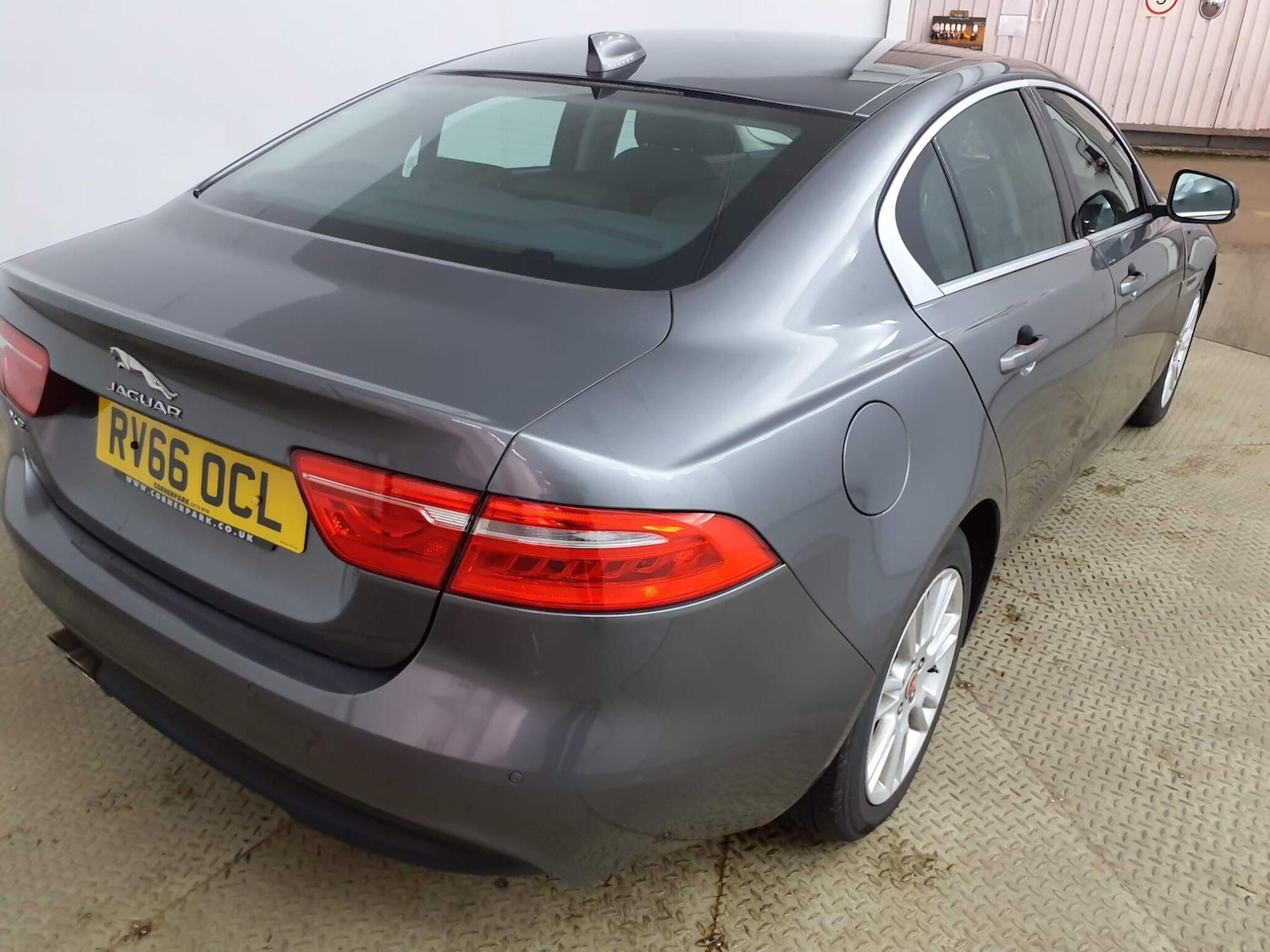 Used Jaguar XE for sale - 77825012: Photo 5