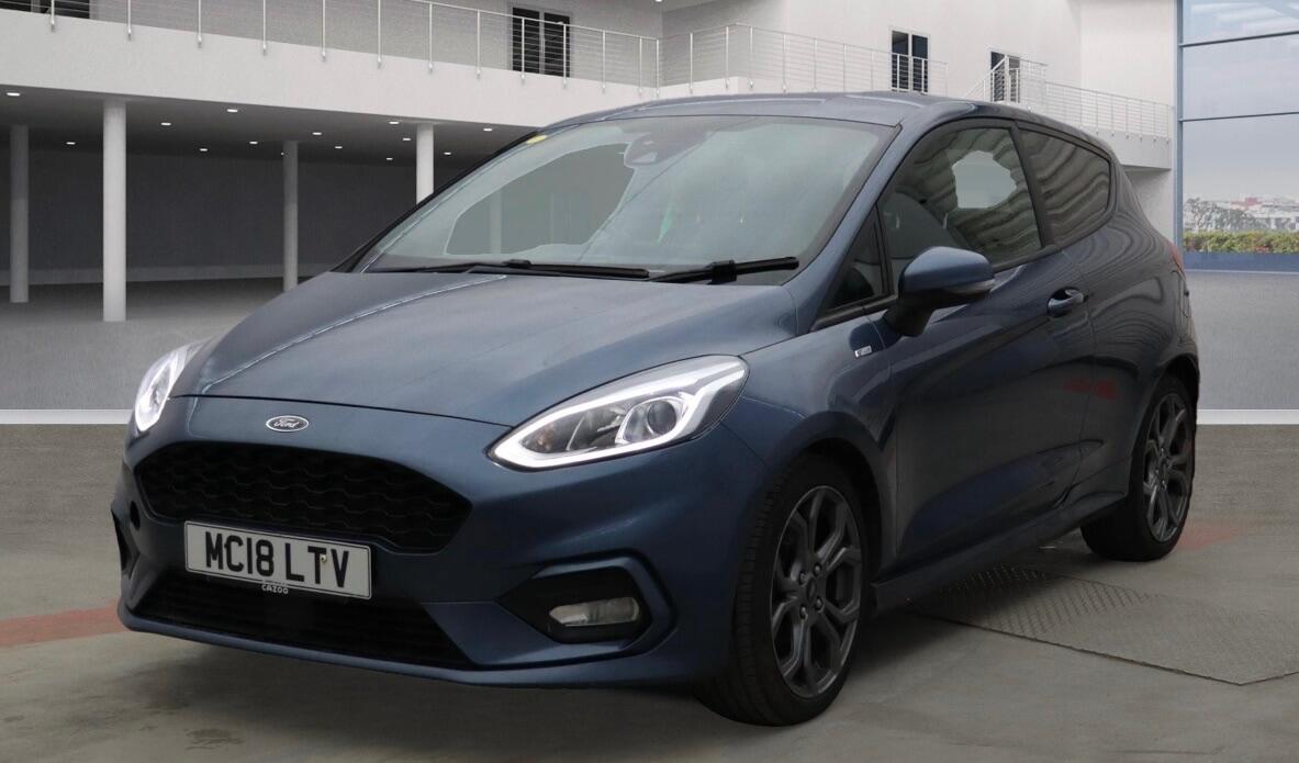 Used Ford Fiesta 2018 for sale - 76823806: Photo 2
