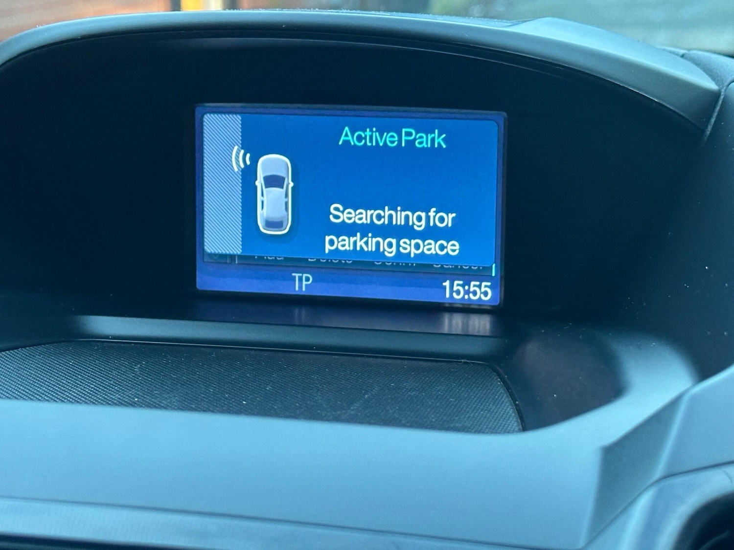 Used Ford Kuga 2014 for sale - 76988298: Photo 21