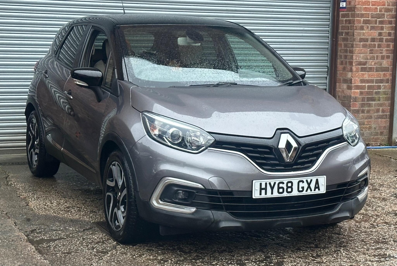 Used Renault Captur 2018 for sale - 76432949: Photo 3