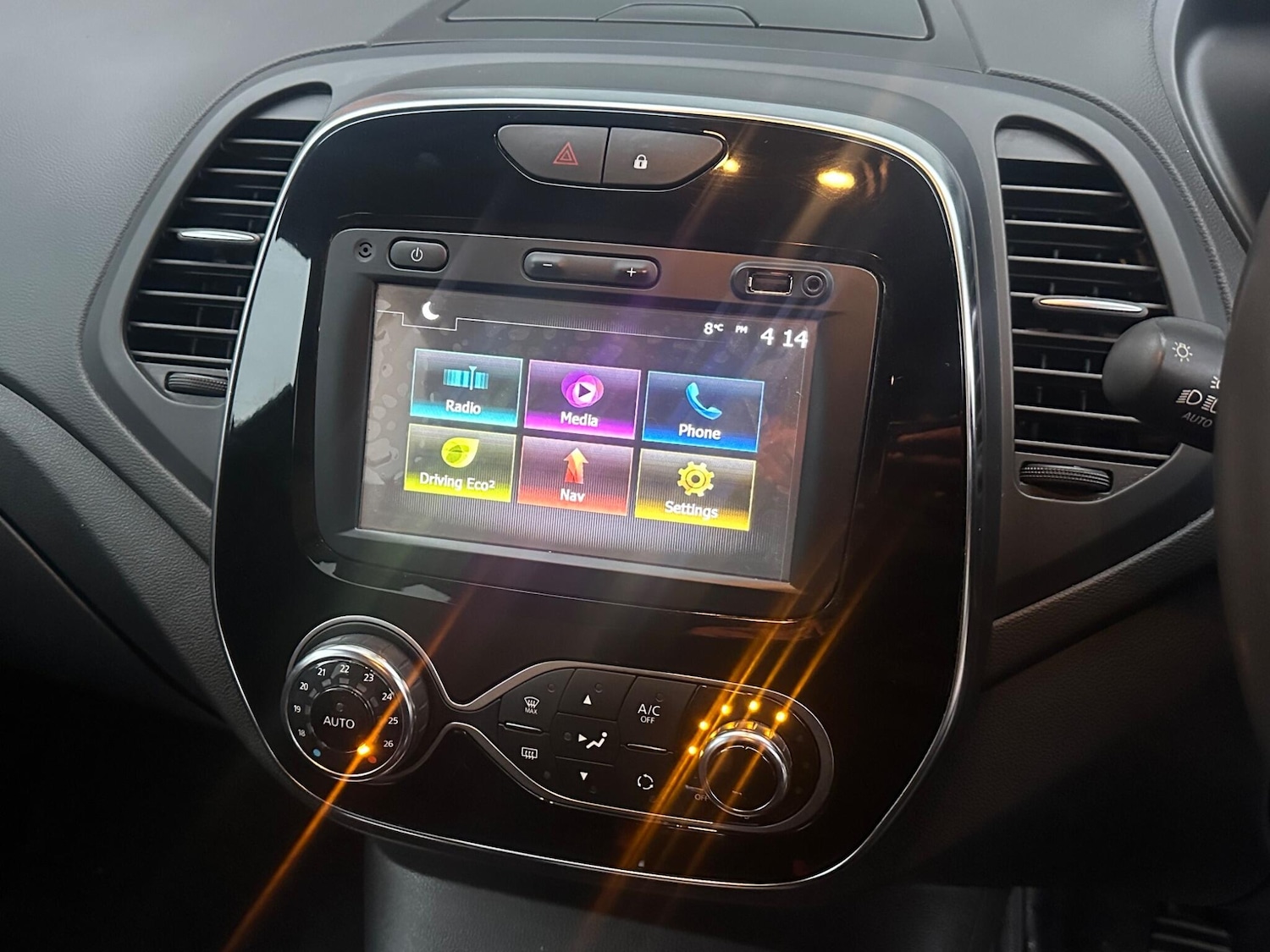 Used Renault Captur 2018 for sale - 76432949: Photo 9