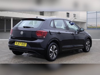Used Volkswagen Polo 2018 for sale - 76832192: Photo