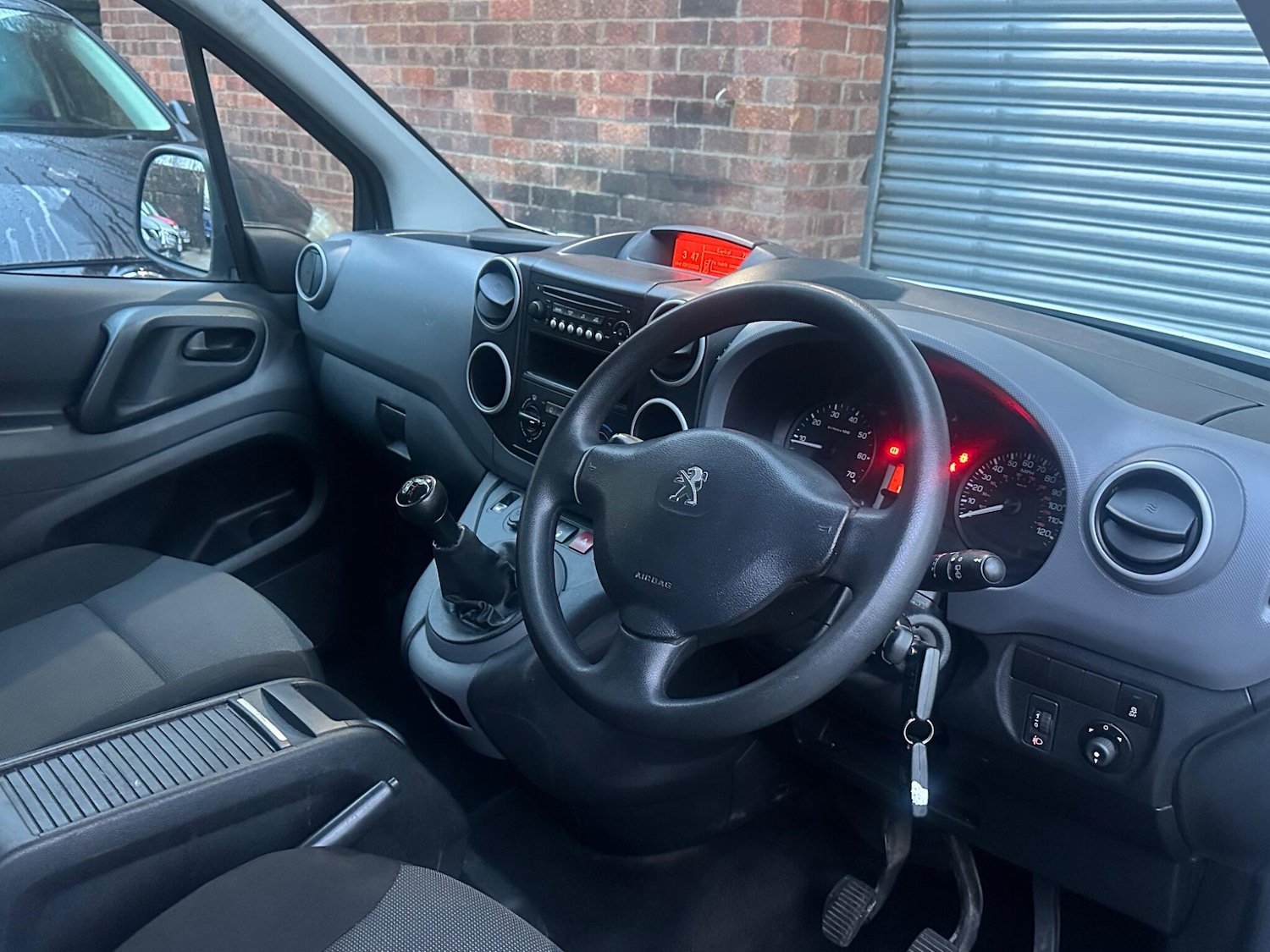 Used Peugeot Partner 2018 for sale - 76823794: Photo 8