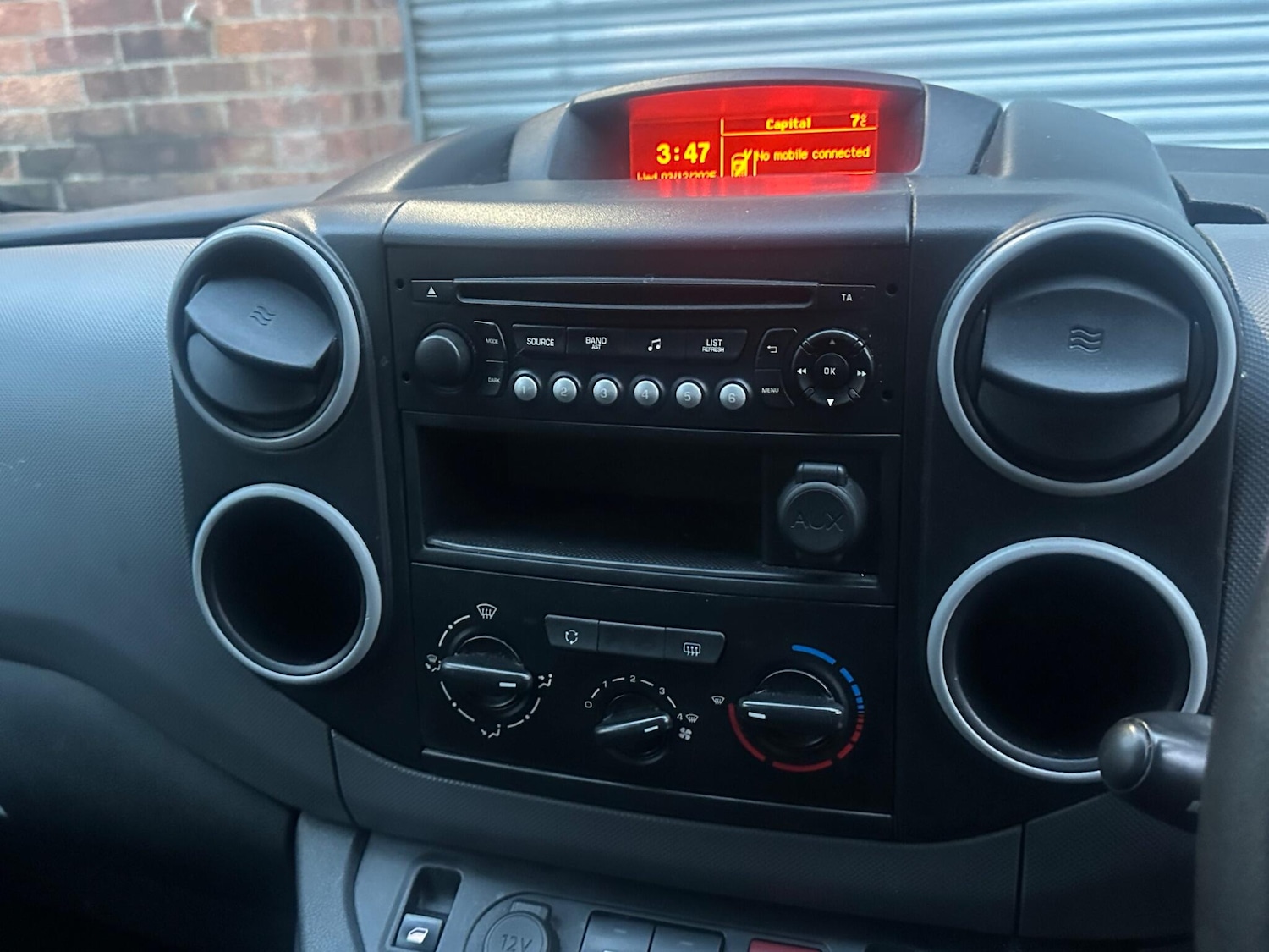 Used Peugeot Partner 2018 for sale - 76823794: Photo 9