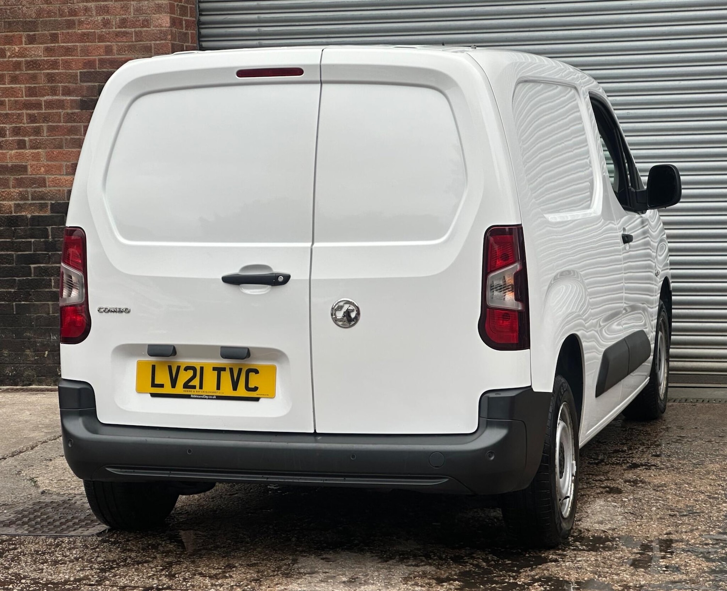 Vehicle 21