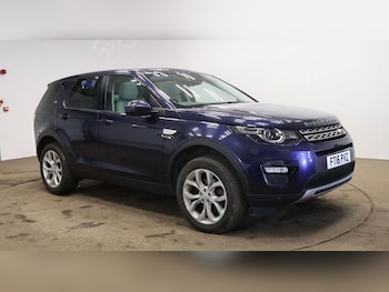 Used Land Rover Discovery Sport 2016 for sale - 77683189: Photo