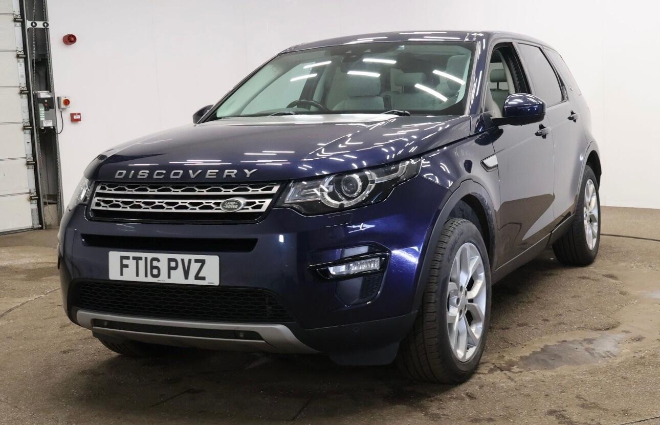 Used Land Rover Discovery Sport 2016 for sale - 77683189: Photo 2