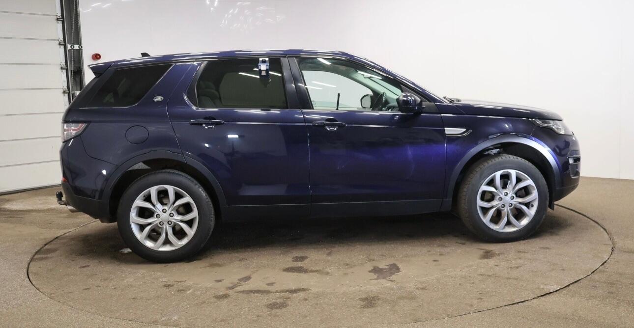 Used Land Rover Discovery Sport 2016 for sale - 77683189: Photo 6