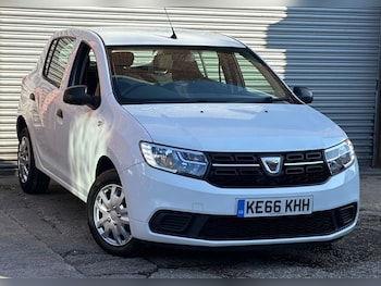 Used Dacia Sandero 2017 for sale - 79465293: Photo