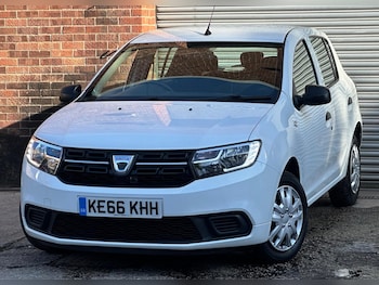 Used Dacia Sandero 2017 for sale - 79465293: Photo