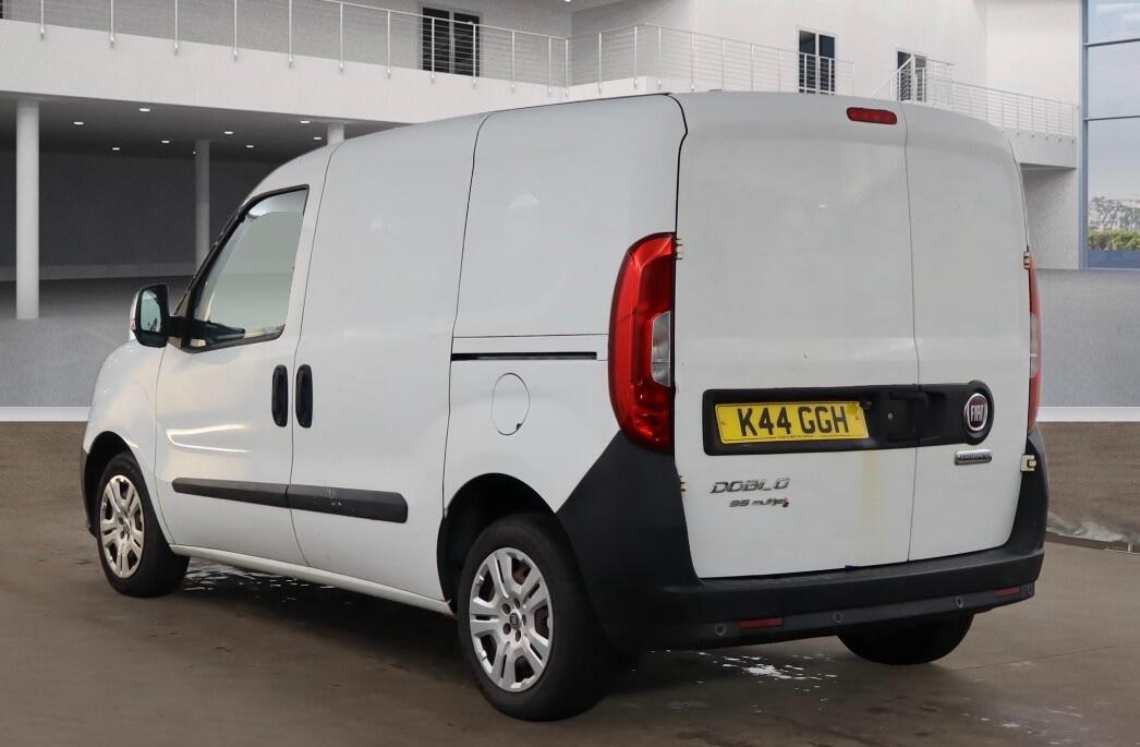 Used Fiat Doblo 2017 for sale - 77882430: Photo 3