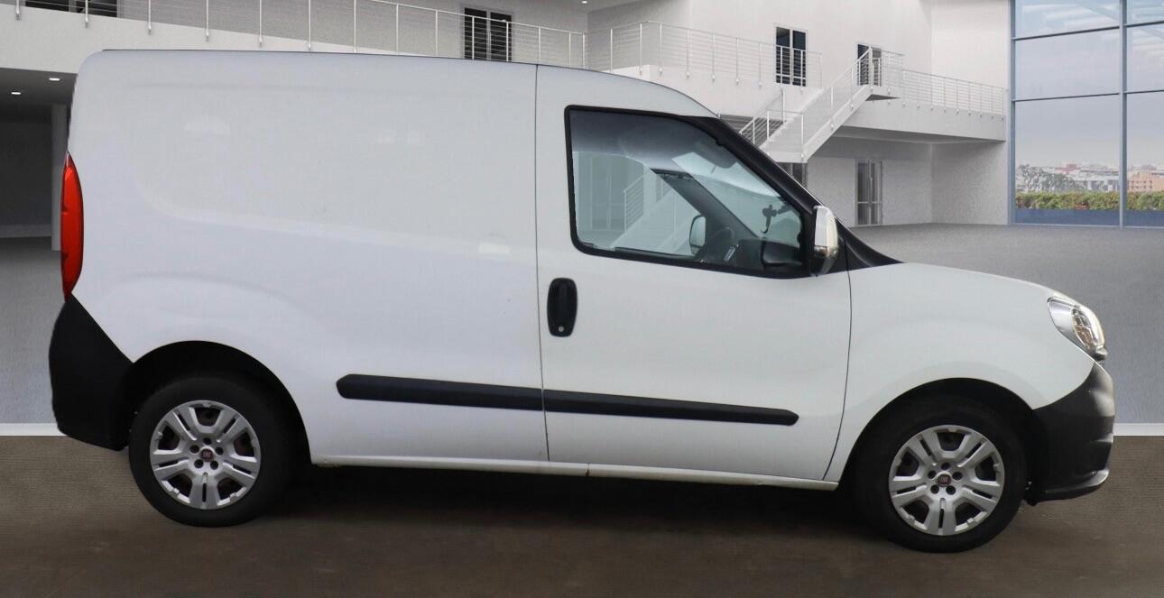 Used Fiat Doblo 2017 for sale - 77882430: Photo 5