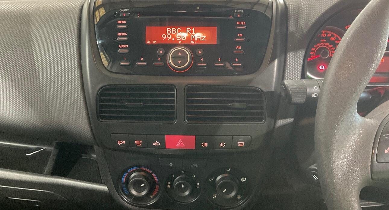 Used Fiat Doblo 2017 for sale - 77882430: Photo 7