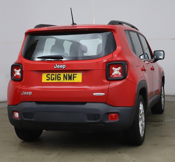 Used Jeep Renegade 2016 for sale - 75707942: Photo 4