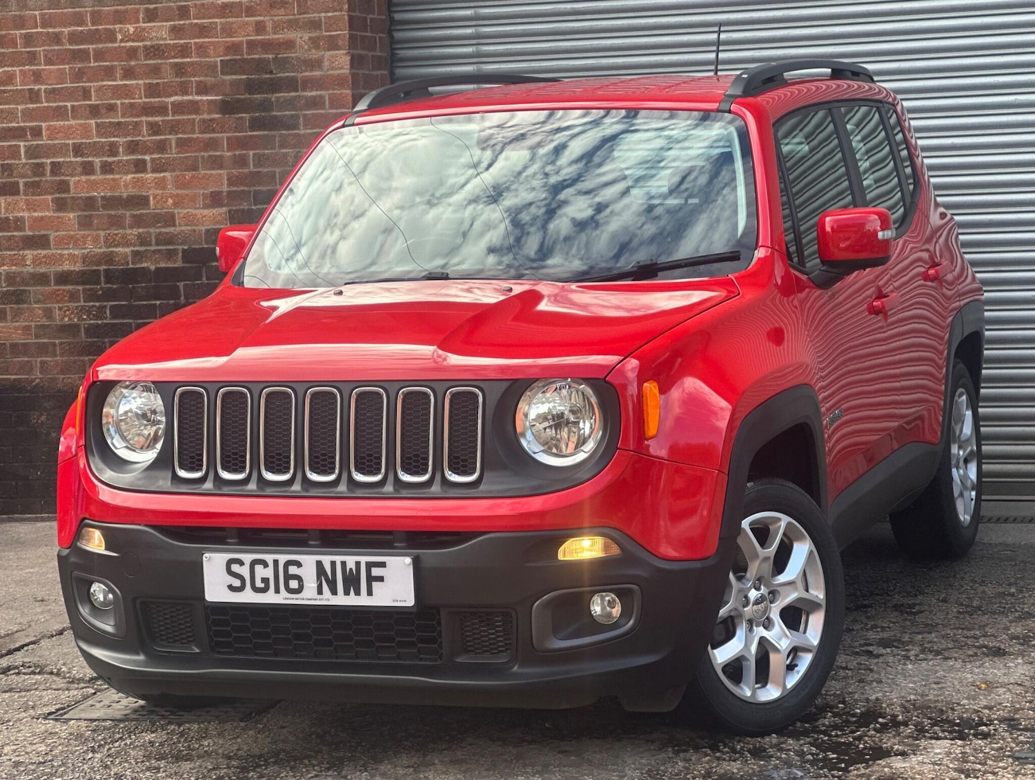 Used Jeep Renegade 2016 for sale - 76989207: Photo 2