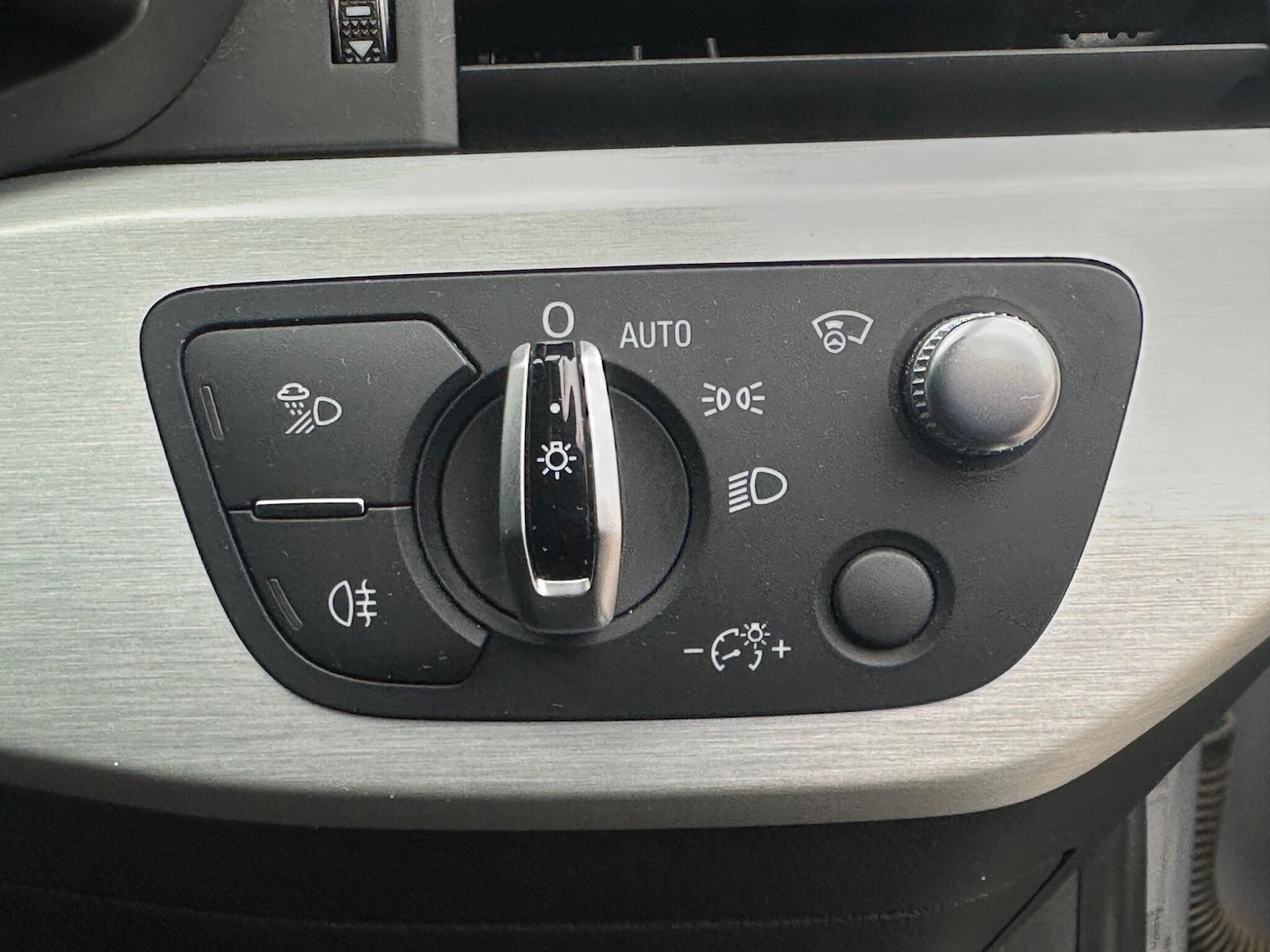 Used Audi A4 2016 for sale - 76538644: Photo 26