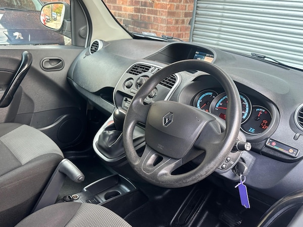 Used Renault Kangoo 2020 for sale - 76259393: Photo 21