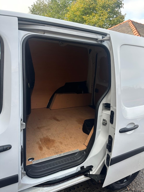 Used Renault Kangoo 2020 for sale - 76259393: Photo 22