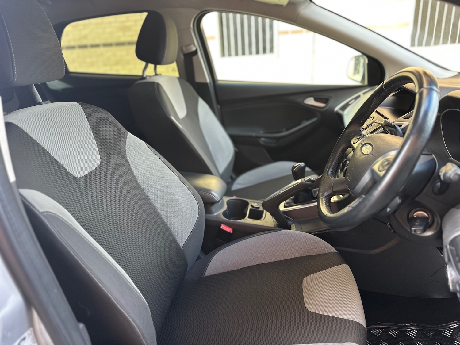 Used Ford Focus 2011 for sale - 76527279: Photo 20