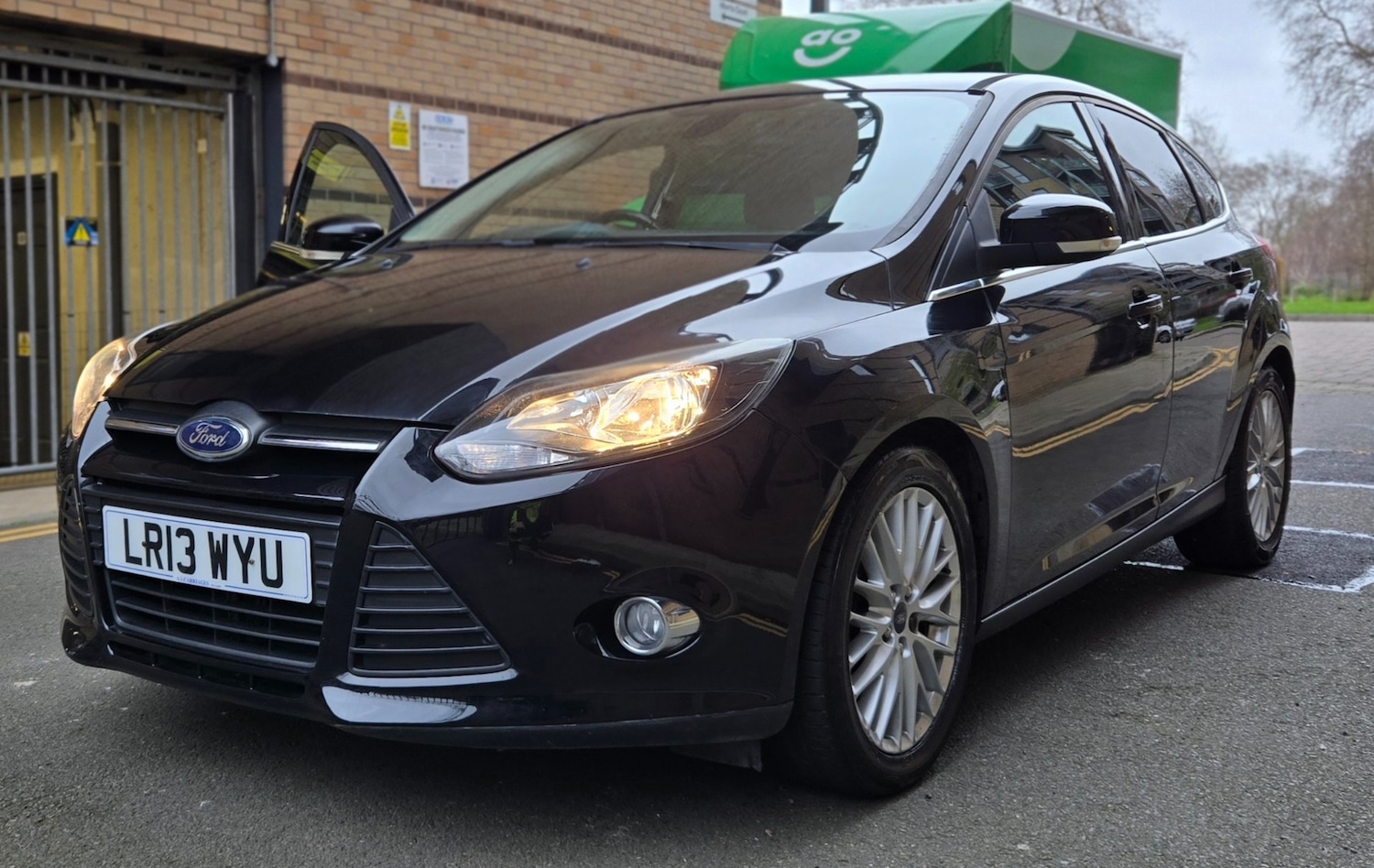 Used Ford Focus 2013 for sale - 76924264: Photo 13