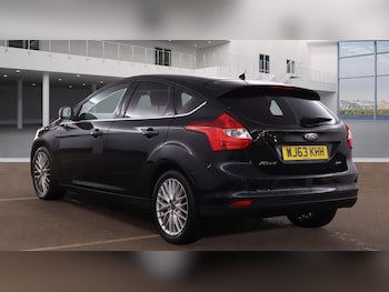 Used Ford Focus 2013 for sale - 76348662: Photo 3
