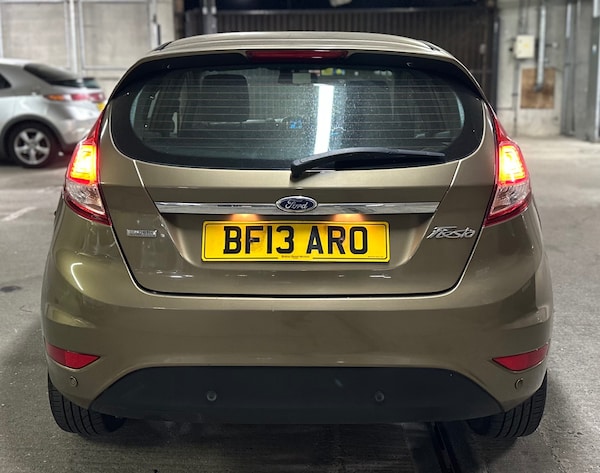 Used Ford Fiesta 2013 for sale - 76240305: Photo 6