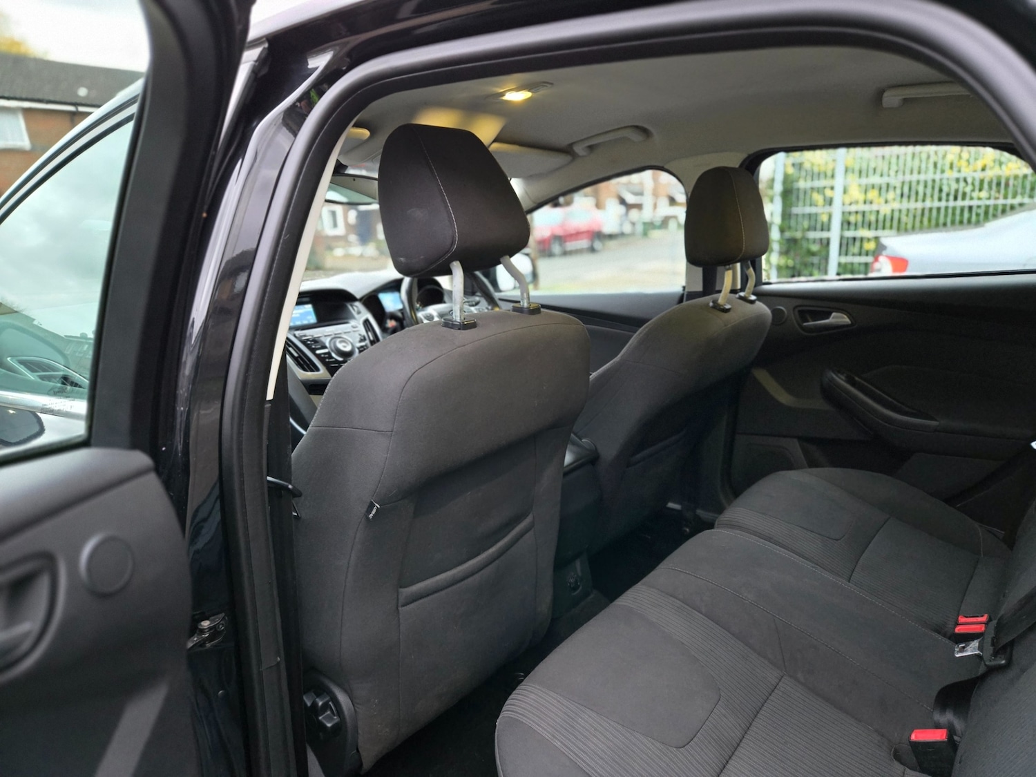 Used Ford Focus 2012 for sale - 77062339: Photo 9