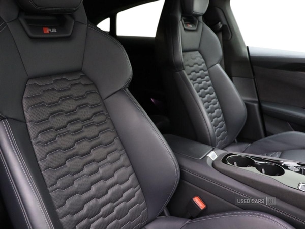 Used Audi e-tron 2023 for sale - 76085705: Photo 2