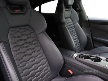 Used Audi e-tron 2023 for sale - 76085705: Photo 2