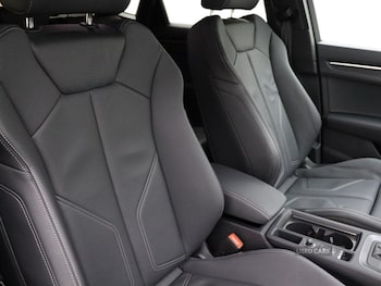 Used Audi Q3 2024 for sale - 76500302: Photo