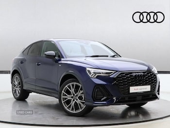 Audi - Q3