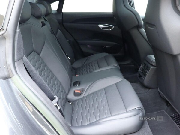 Used Audi RS e-tron GT 2022 for sale - 76965722: Photo 11