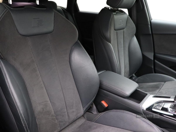 Used Audi A4 2021 for sale - 77479761: Photo 2