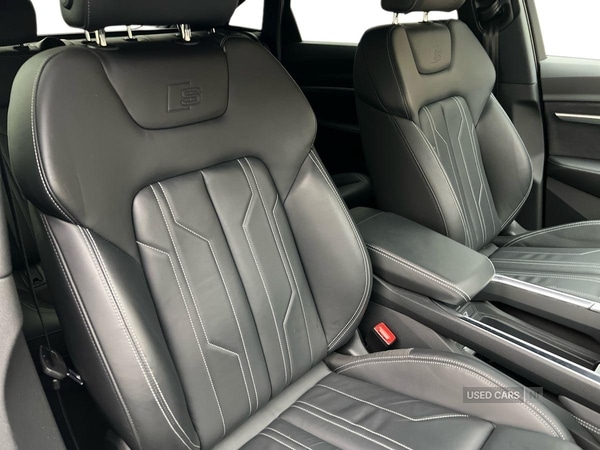 Used Audi e-tron 2023 for sale - 77626517: Photo 2