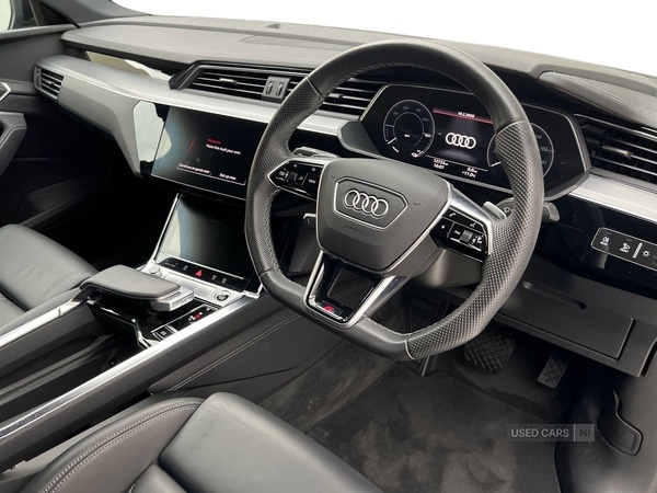 Used Audi e-tron 2023 for sale - 77626517: Photo 6