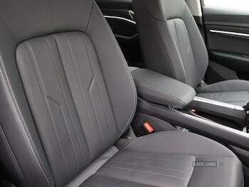 Used Audi Q8 2024 for sale - 76350180: Photo