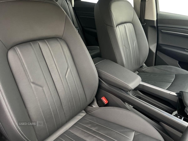 Used Audi Q8 2024 for sale - 76500304: Photo 2