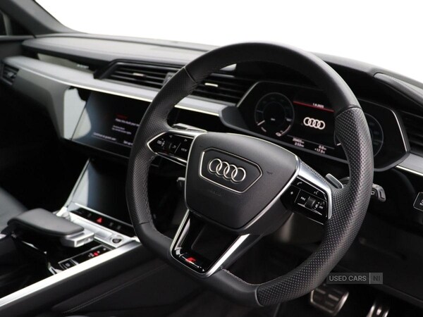 Used Audi Q8 2023 for sale - 75782818: Photo 6