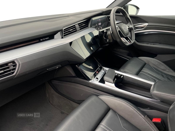 Used Audi e-tron 2023 for sale - 77599278: Photo 13