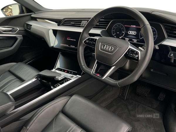 Used Audi e-tron 2023 for sale - 77599278: Photo 6