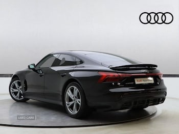 Used Audi e-tron 2023 for sale - 76175798: Photo 3