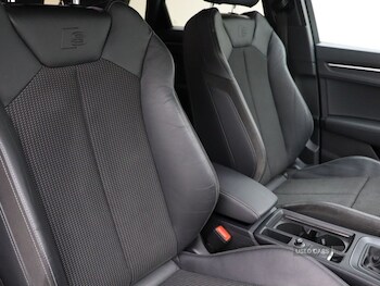 Used Audi Q3 2019 for sale - 76433686: Photo