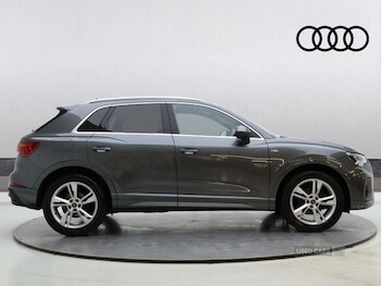 Used Audi Q3 2025 for sale - 78276768: Photo