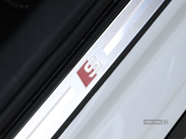Vehicle 33