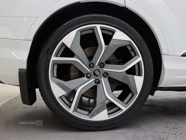 Used Audi Q7 2023 for sale - 76338159: Photo 5