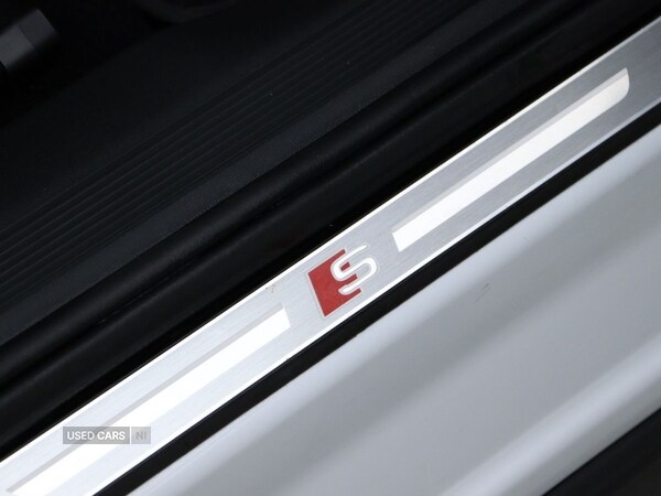 Used Audi Q4 e-tron 2023 for sale - 76850624: Photo 32