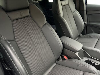 Used Audi Q4 e-tron 2023 for sale - 77359636: Photo