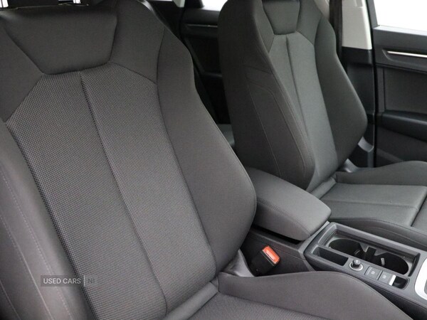 Used Audi Q3 2022 for sale - 76201885: Photo 2